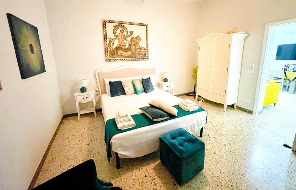 Trapani Centro Storico Apartment, Great Central Location! All New Furniture And Appliances! מראה חיצוני תמונה